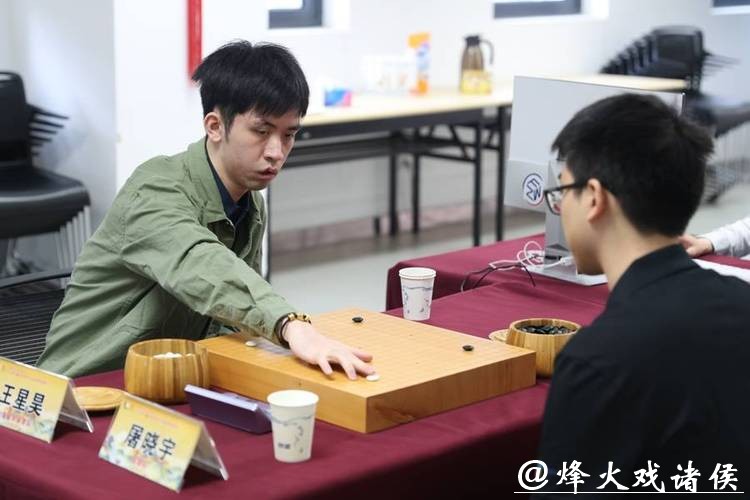 破心魔,齐提升,2025赛季围甲落幕上海围棋带来了哪些惊喜 破心魔,齐提升,2025赛季围甲落幕上海围棋带来了哪些惊喜